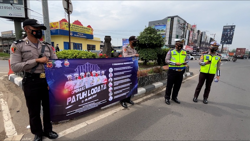 Teguran Satlantas Polres Karawang Untuk 1.273 Pelanggar Lalin