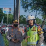 Kapolres Karawang Turun Langsung Atur Lalin Di Objek Vital Pertigaan Jalan Cidomba