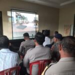 Kapolsek Klari Ikuti Apel Dan Arahan Kapolres Karawang Melalui Zoom Cloud Meeting