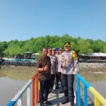 Kapolres Karawang Tinjau Wisata Hutan Mangrove Di Cilamaya Kulon