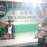 Polisi Tirtajaya Sambangi Masyarakat Yang melaksanakan Ronda Malam