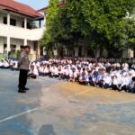 Antisipasi Tawuran Antar Pelajar, Polsek Klari Berikan Binluh Kepada Siswa SMP N 4 Klari