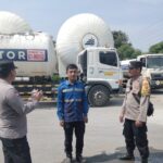 Patroli Prekat Polsek Cilamaya Kunjung Lokasi Objek Vital Guna Menciptakan Situasi Yang Aman