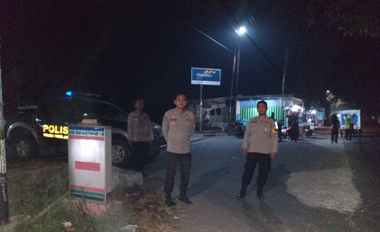 Lagi-lagi Personil Polsek Tirtajaya laksanakan Patroli Prekat Strong Point’ (Kepung Karawang)