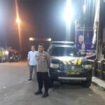 Polisi TIRTAJAYA Jaga Keamanan Perbatasan Desa Pisangsambo Kecamatan Tirtajaya Dengan Desa Kutaampel Kecamatan Batujaya