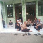 Giat Sambang Bhabinkamtibmas Ke Tokoh Masyarakat Dan Tokoh Agama Desa Talagasari Sosialisasikan TPPO.