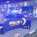 Piket Sabhara Polsek Rengasdengklok Laksanakan Patroli Strong Point Kepung Karawang