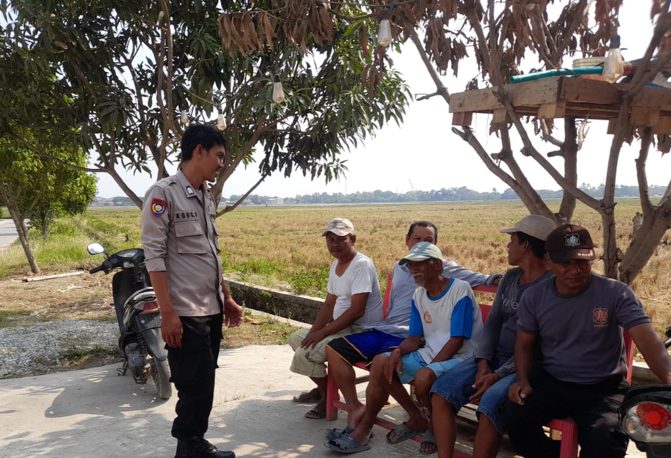 Bhabinlamtibmas Polsek Majalaya Tampung Keluhan Warga Terkait Kamtibmas